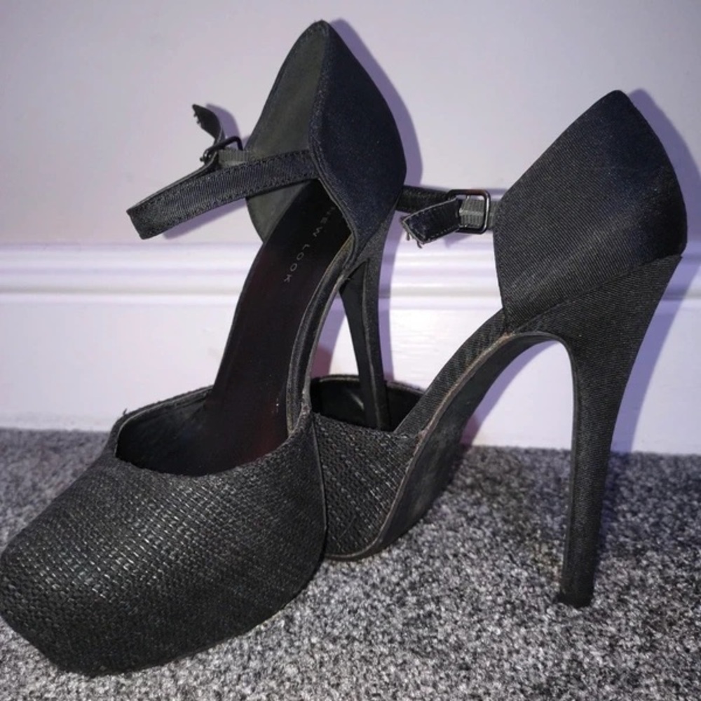 New Look Black Textured Heels
